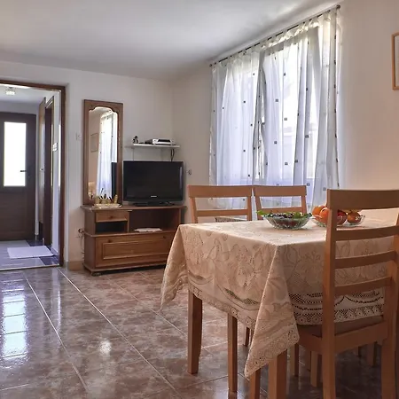 Petar Apartman